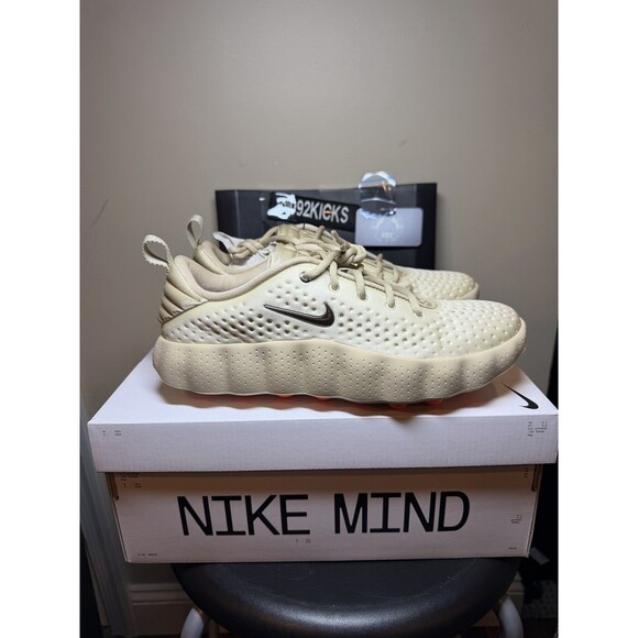Nike Other - Nike Mind 002 Light Khaki Hyper Crimson Men’s Size 9 Sneakers HQ4308-200 New